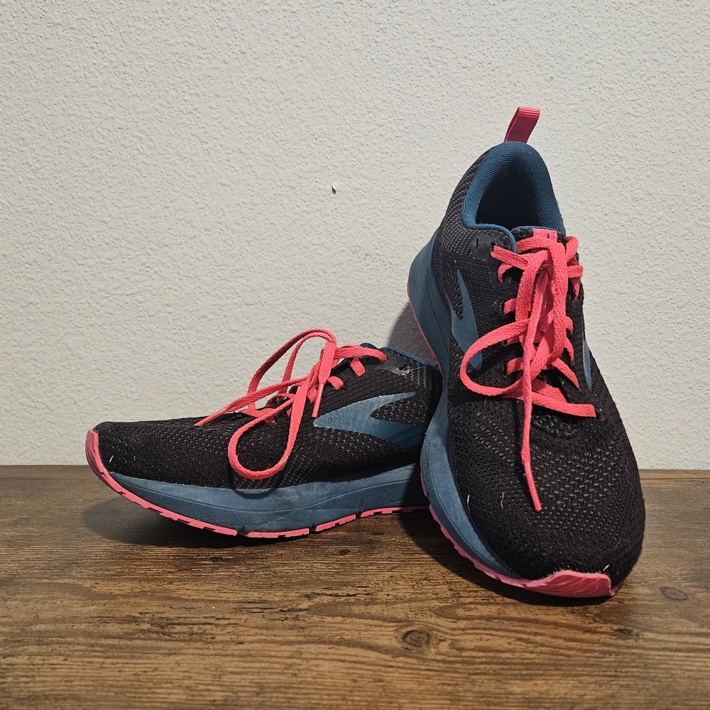 Brooks Women's Athletic Shoes - Black and Pink with Blue Accents